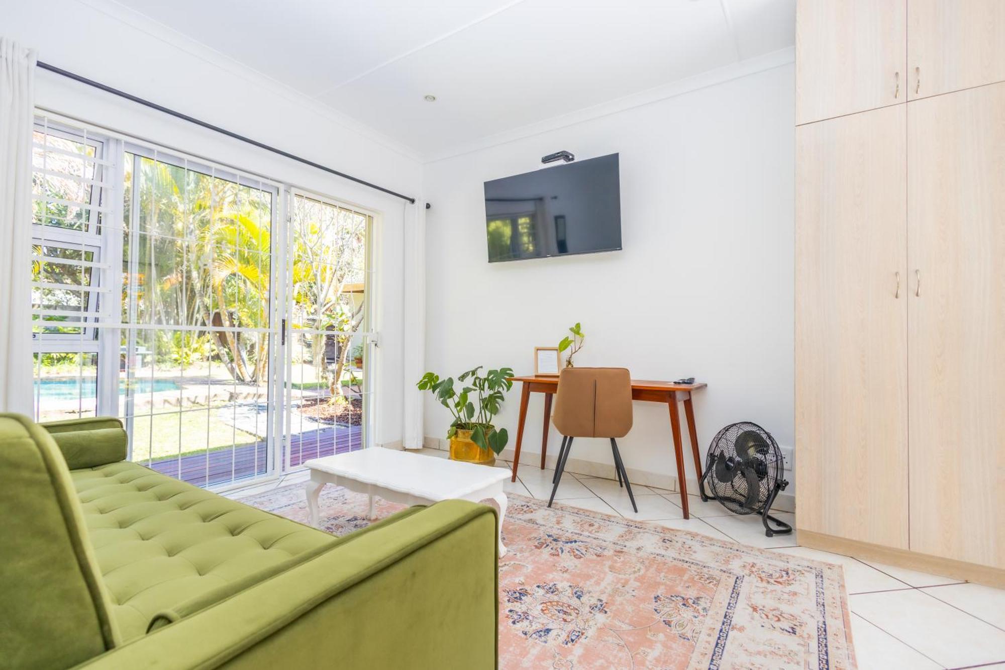 The Yellow Door Guesthouse East London Εξωτερικό φωτογραφία