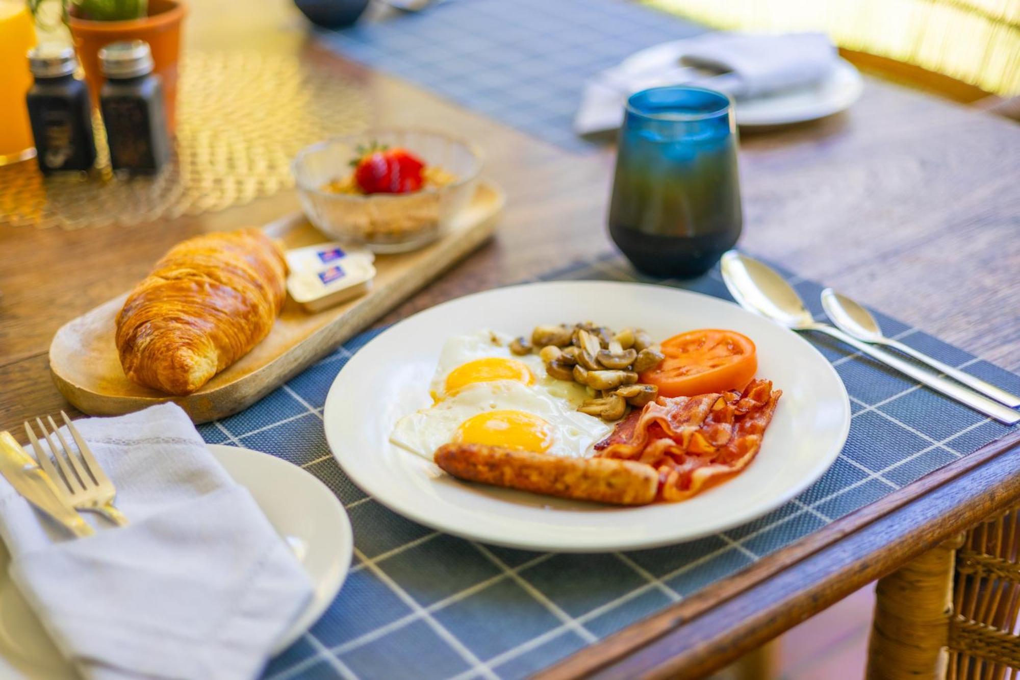 The Yellow Door Guesthouse East London Εξωτερικό φωτογραφία