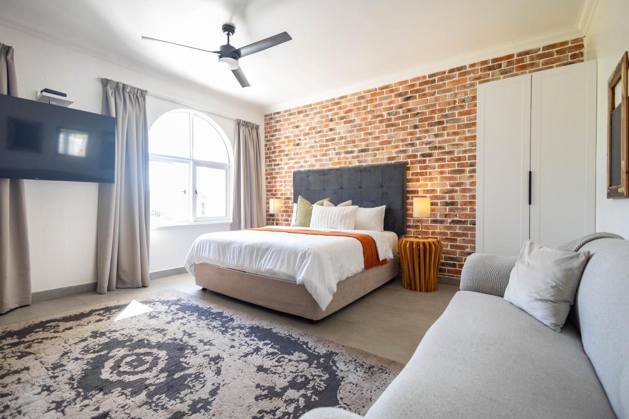 The Yellow Door Guesthouse East London Εξωτερικό φωτογραφία