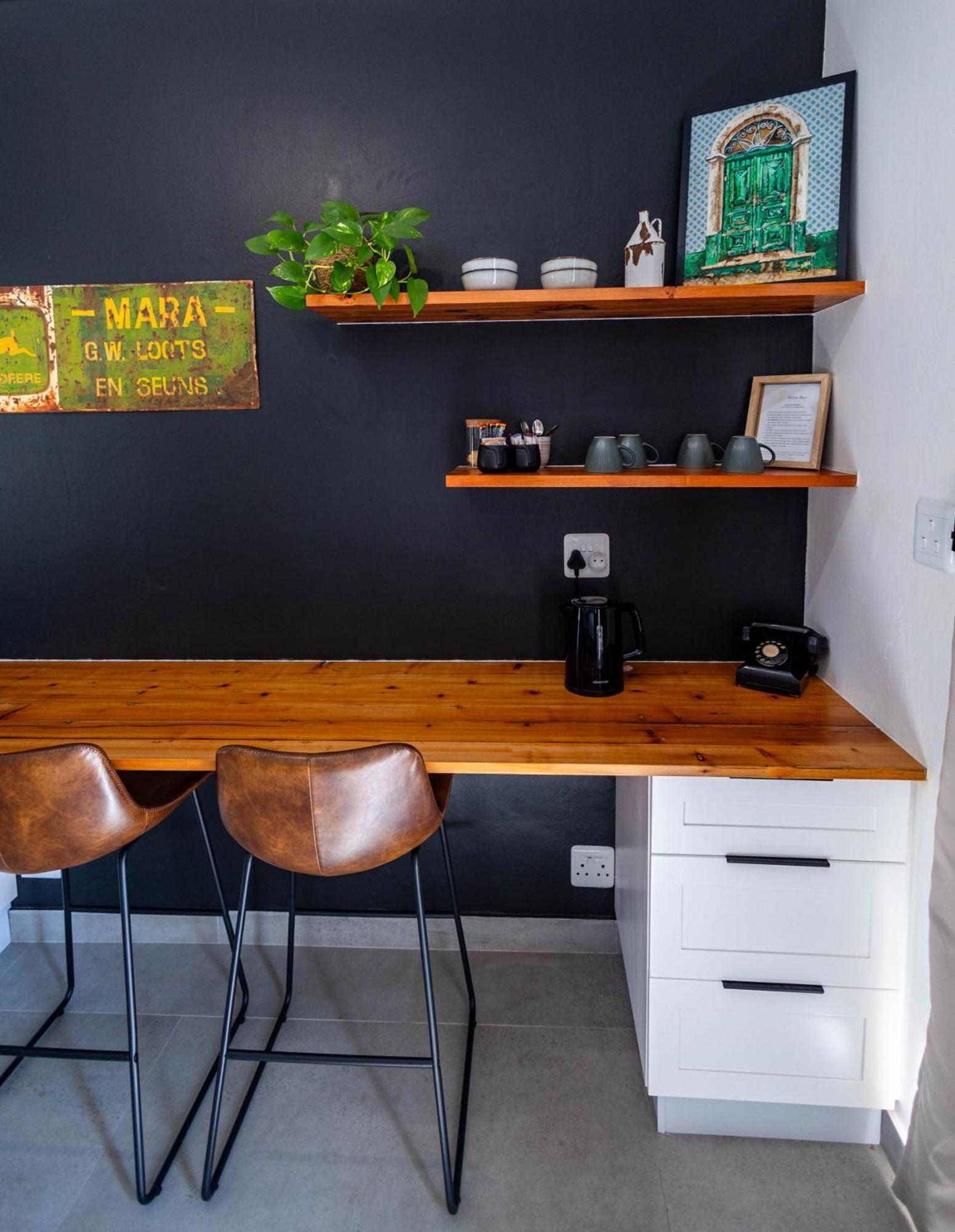 The Yellow Door Guesthouse East London Εξωτερικό φωτογραφία